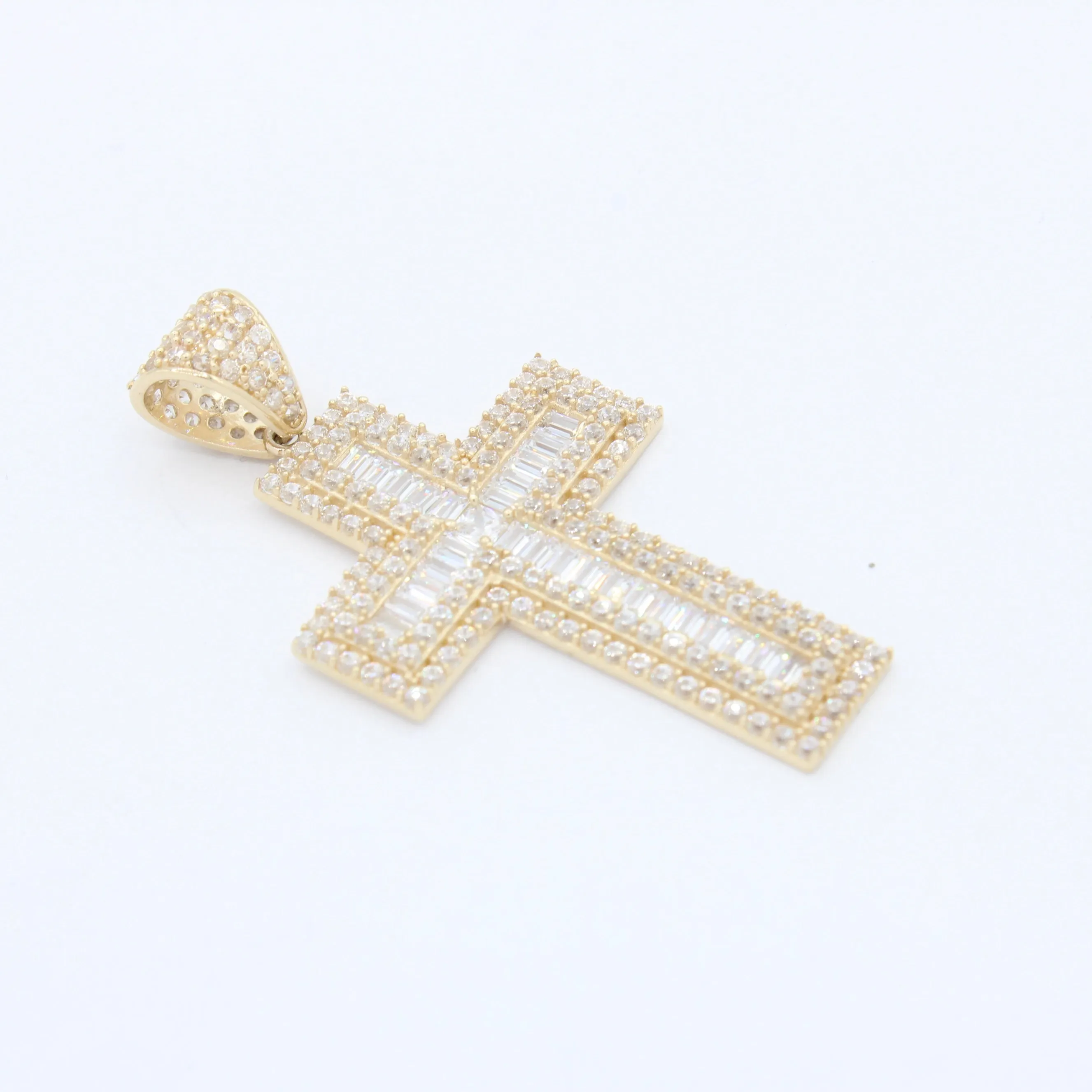 14k Cross Pendant JTJ™