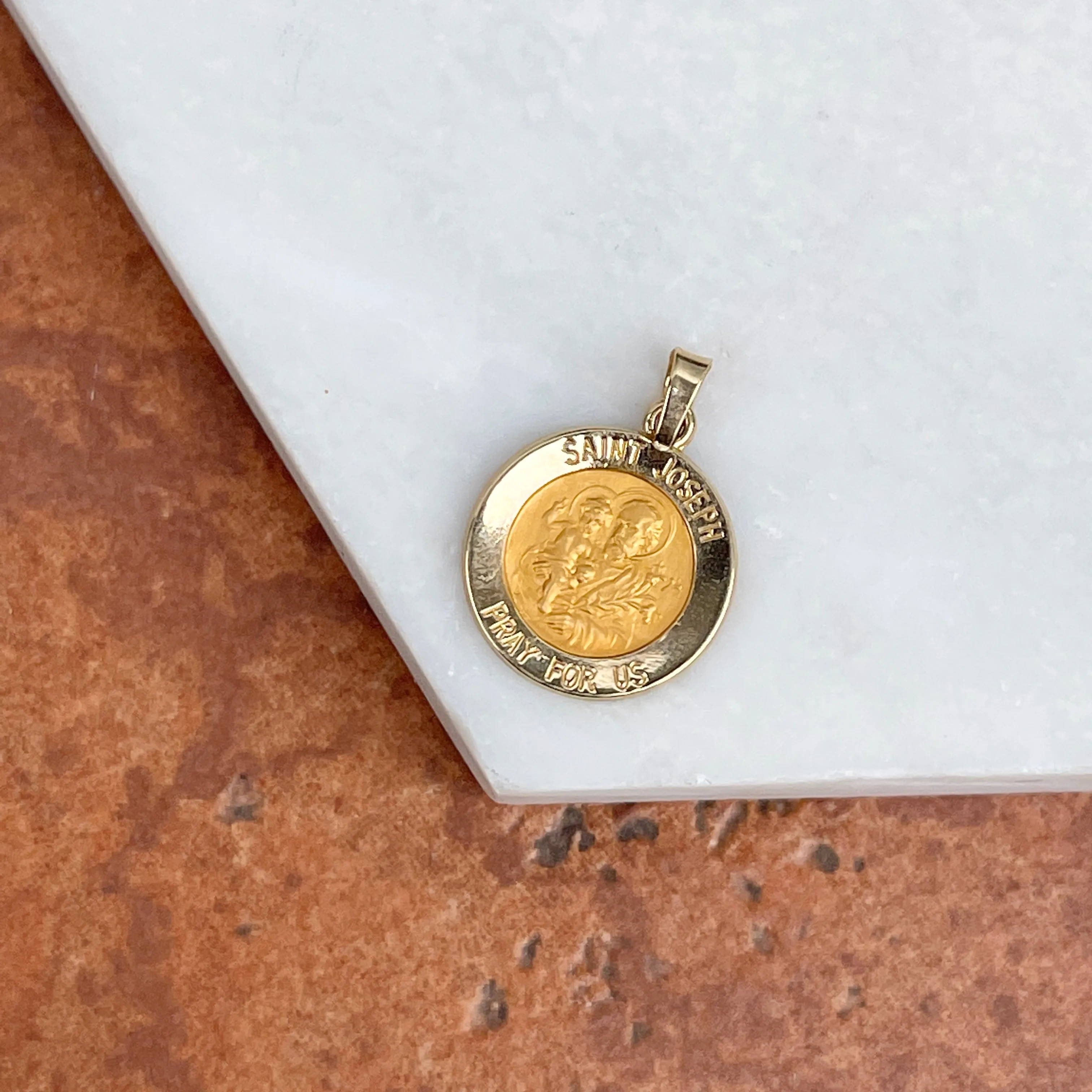 14KT Yellow Gold Satin Saint Joseph Round Medal Pendant 15mm