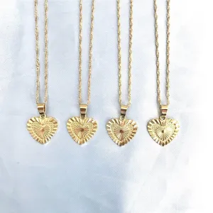 18K GOLD HEART NECKLACE