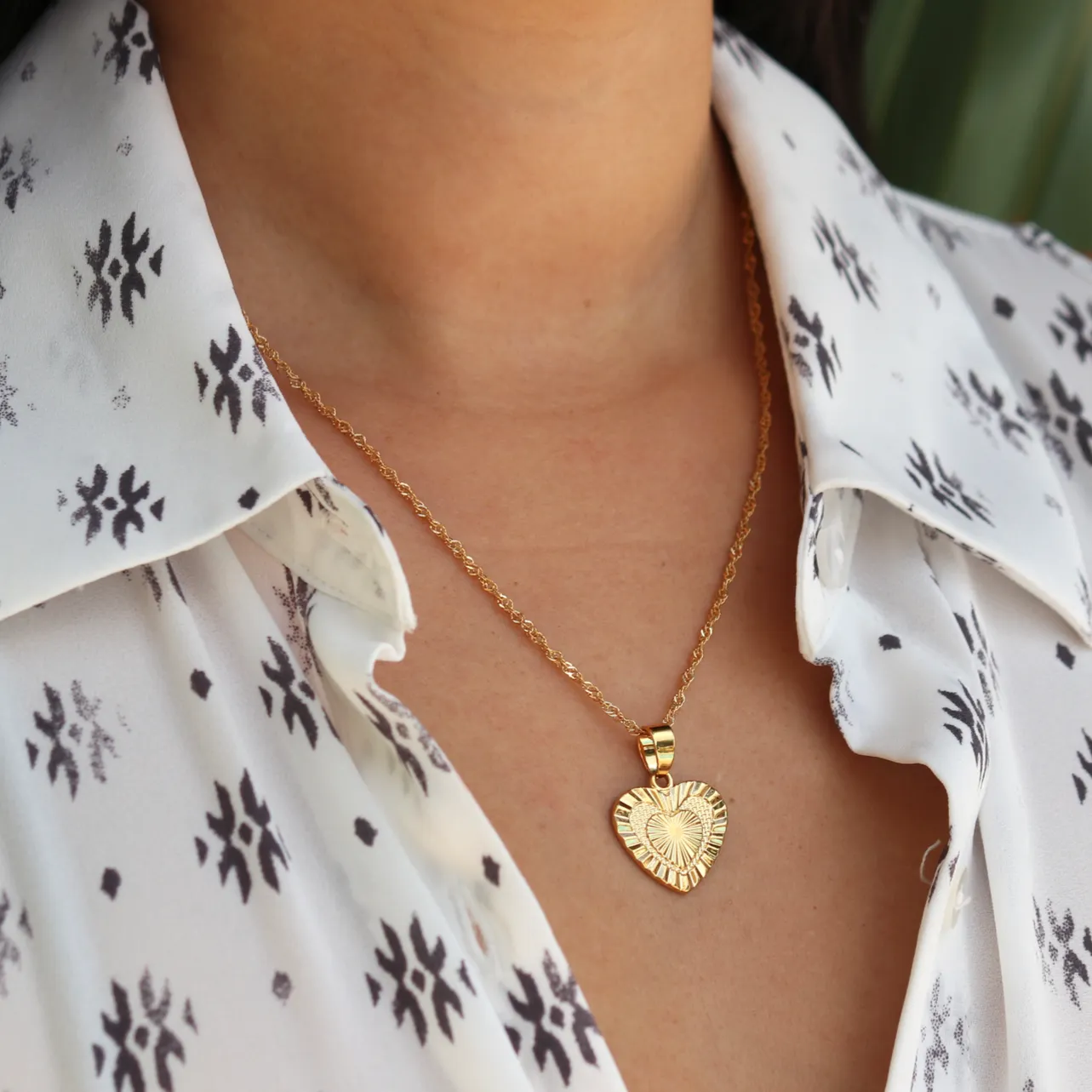18K GOLD HEART NECKLACE