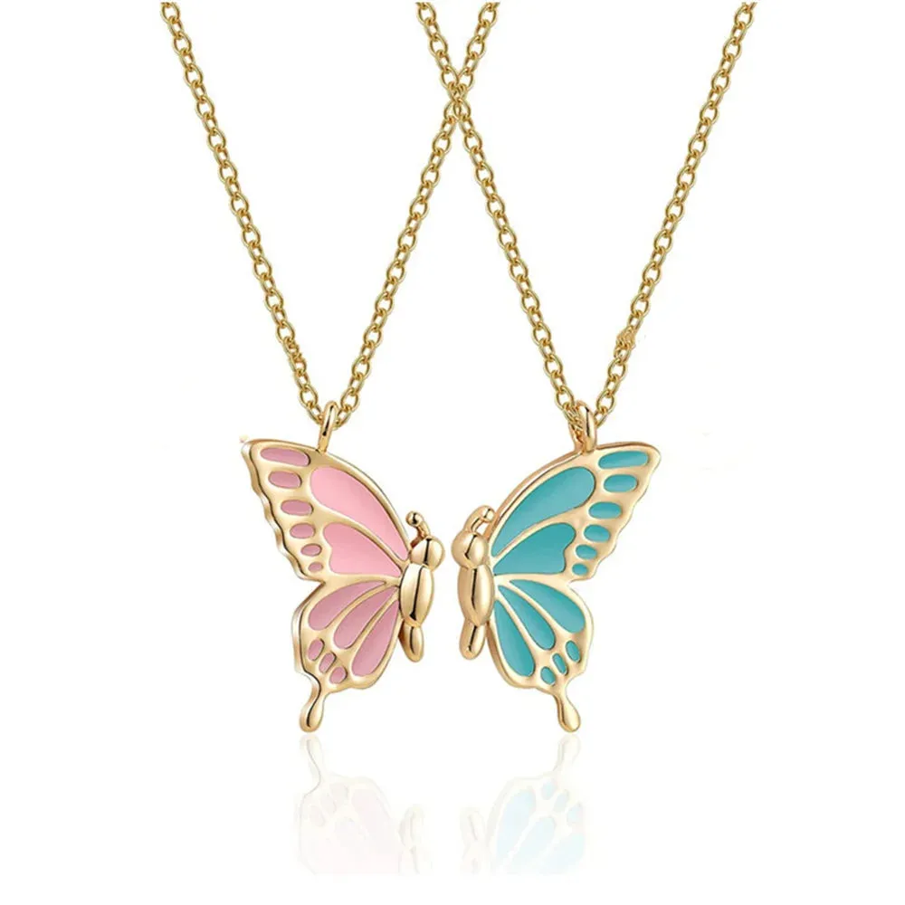 2Pcs Heart-Shaped Magnet Panda Necklaces