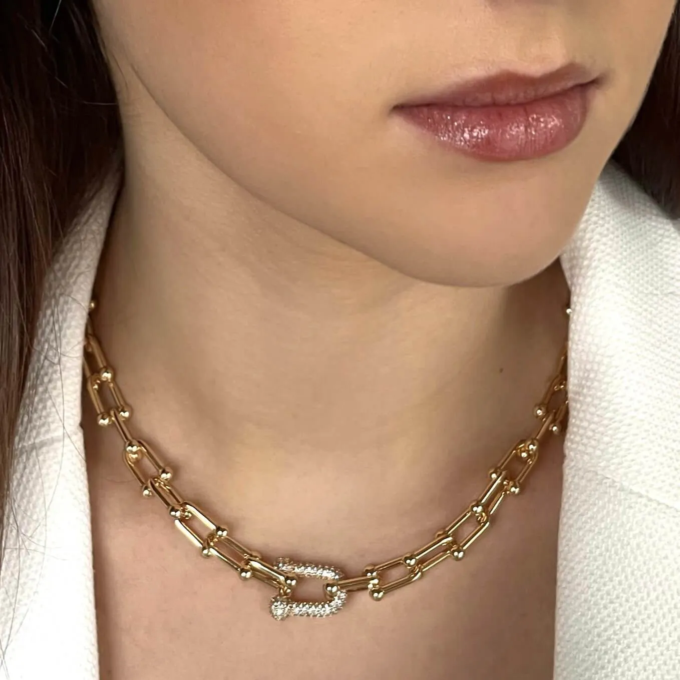 Absolute Gold Oval Chain Linked Necklace