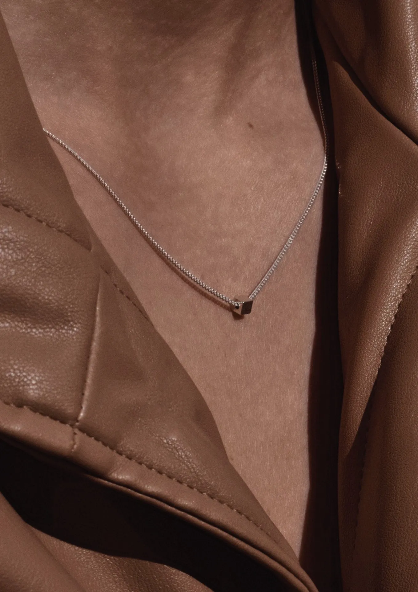 Box Necklace Gold