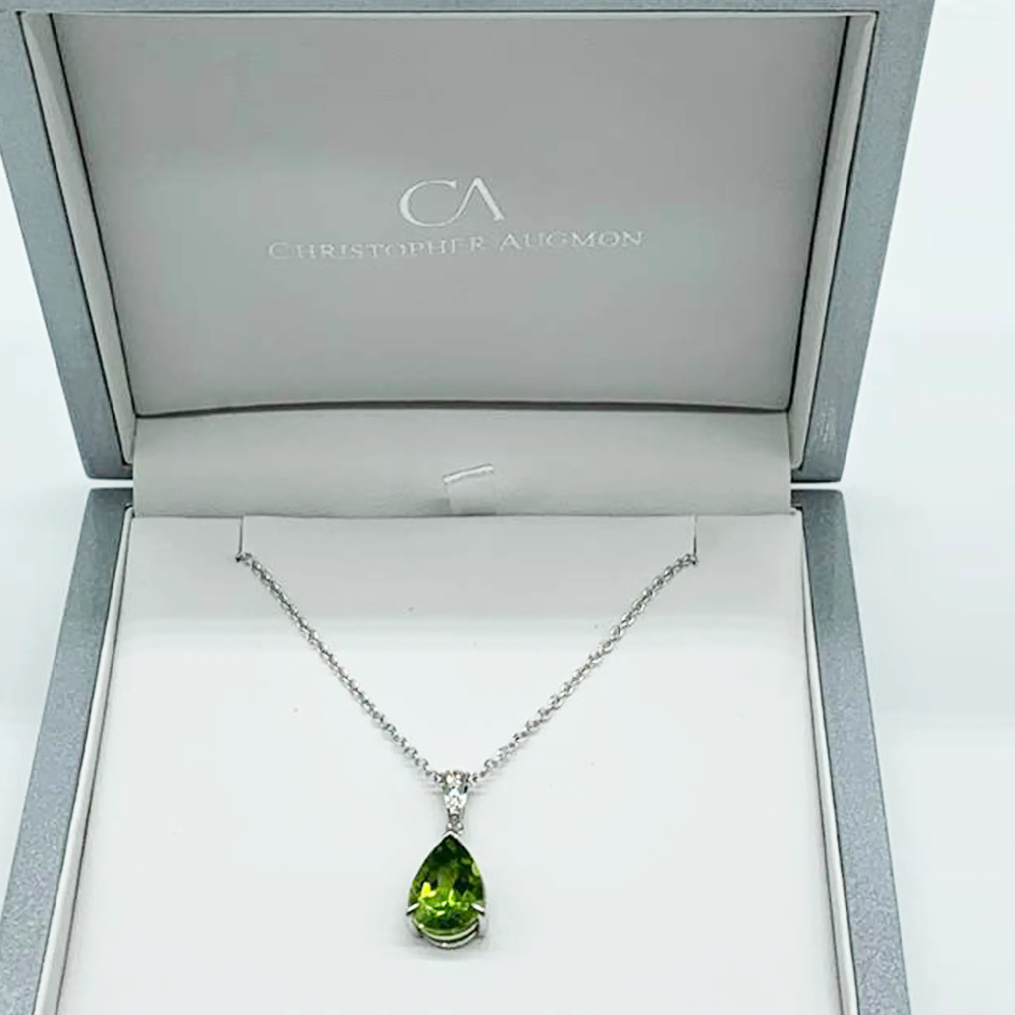 CA 18 Karat White Gold Teresa Peridot and Diamond Bail Pendant Necklace.