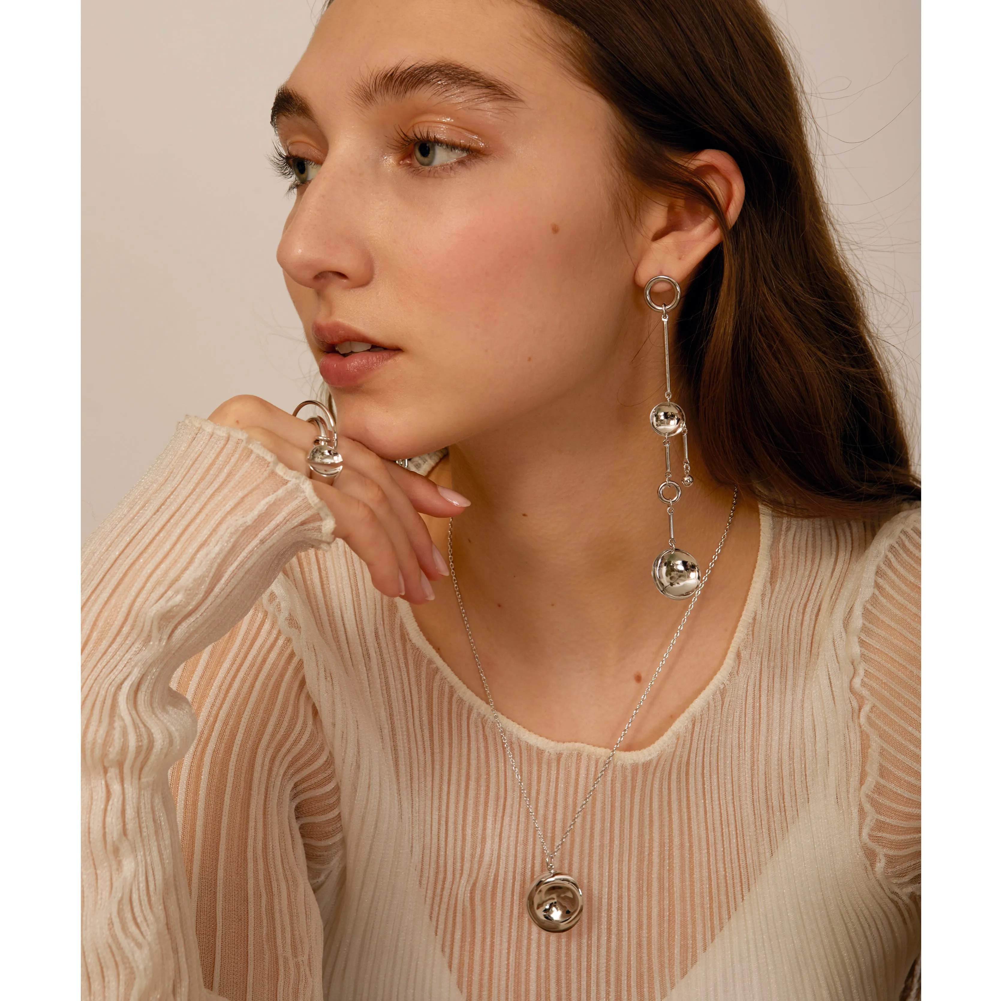 Cleft Necklace in Rhodium