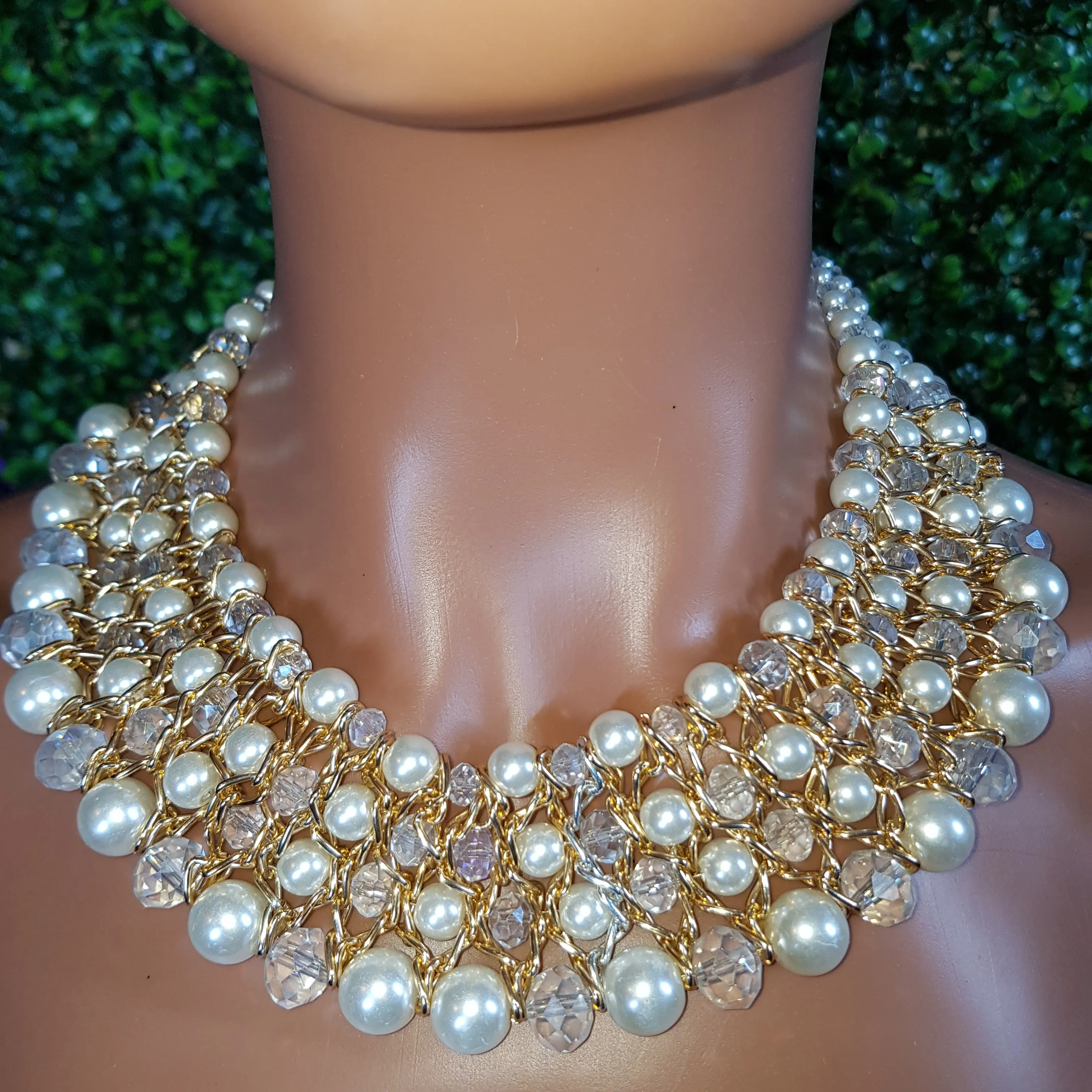 Crxstal Pearl Necklace
