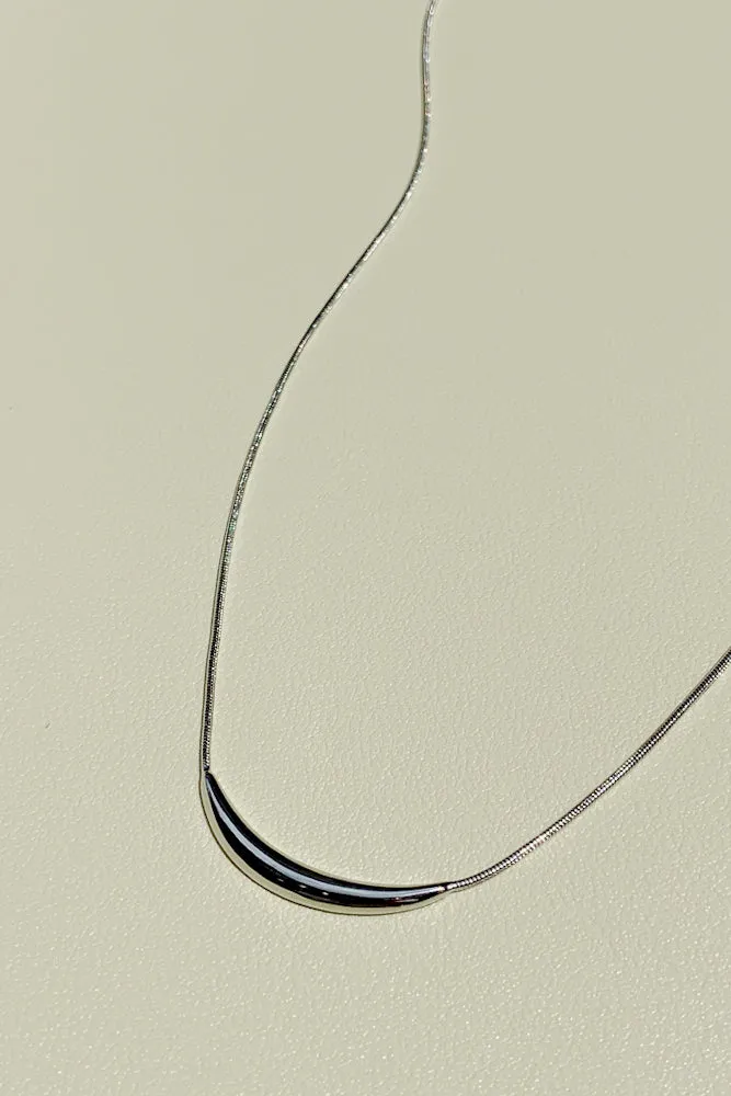Ebda Bar Necklace