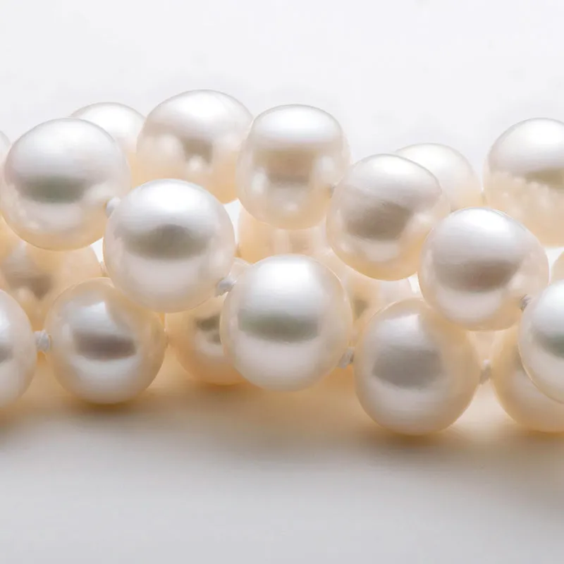 Freshwater Cultured White Pearl Necklace U-shaped Buckle