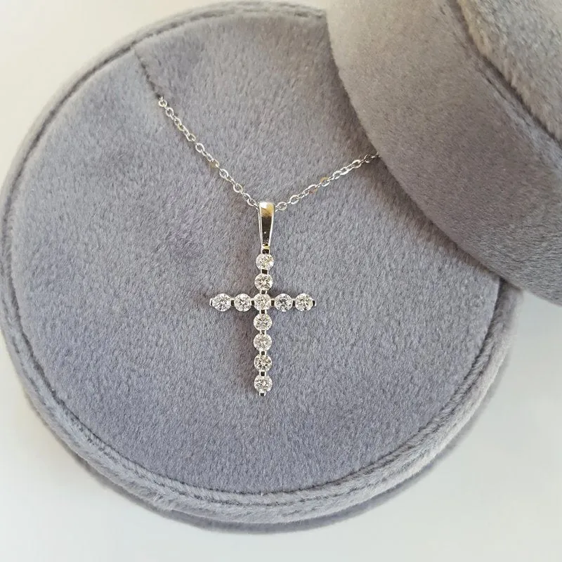 Gems One Diamond Classic Cross Pendant In 14k White Gold (1/3 Ctw)