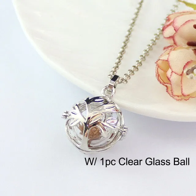 Glass Globe Leaver Leaf Locket Cremation Necklace