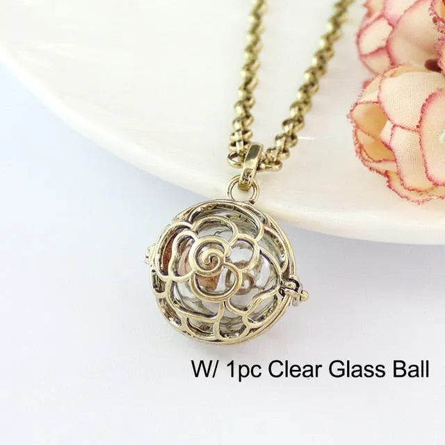 Glass Globe Leaver Leaf Locket Cremation Necklace