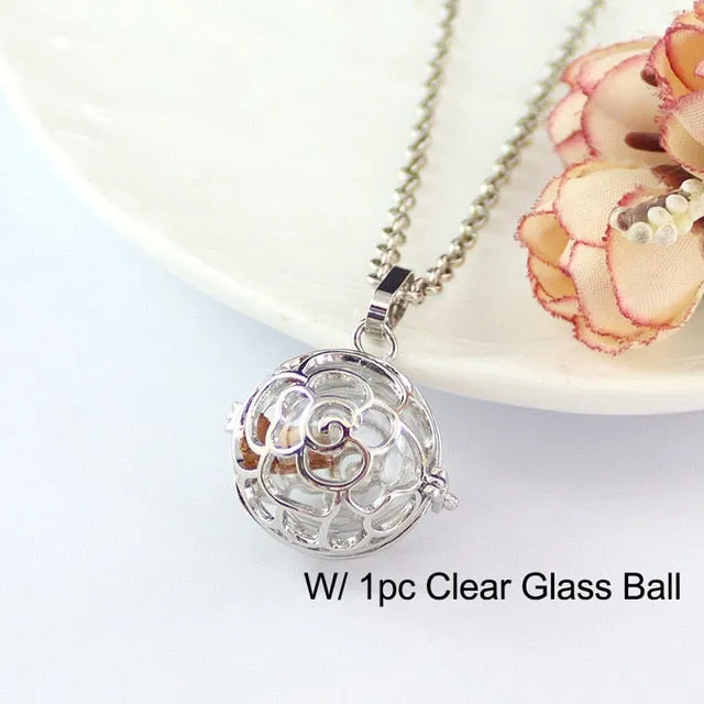 Glass Globe Leaver Leaf Locket Cremation Necklace