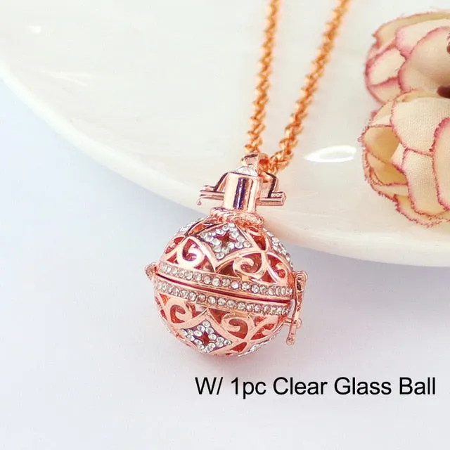 Glass Globe Leaver Leaf Locket Cremation Necklace
