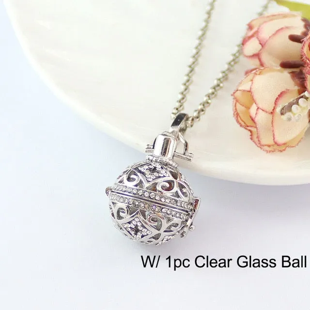 Glass Globe Leaver Leaf Locket Cremation Necklace