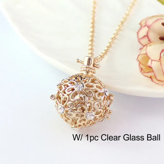 Glass Globe Leaver Leaf Locket Cremation Necklace