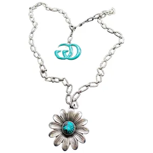 Gucci silver silver necklaces