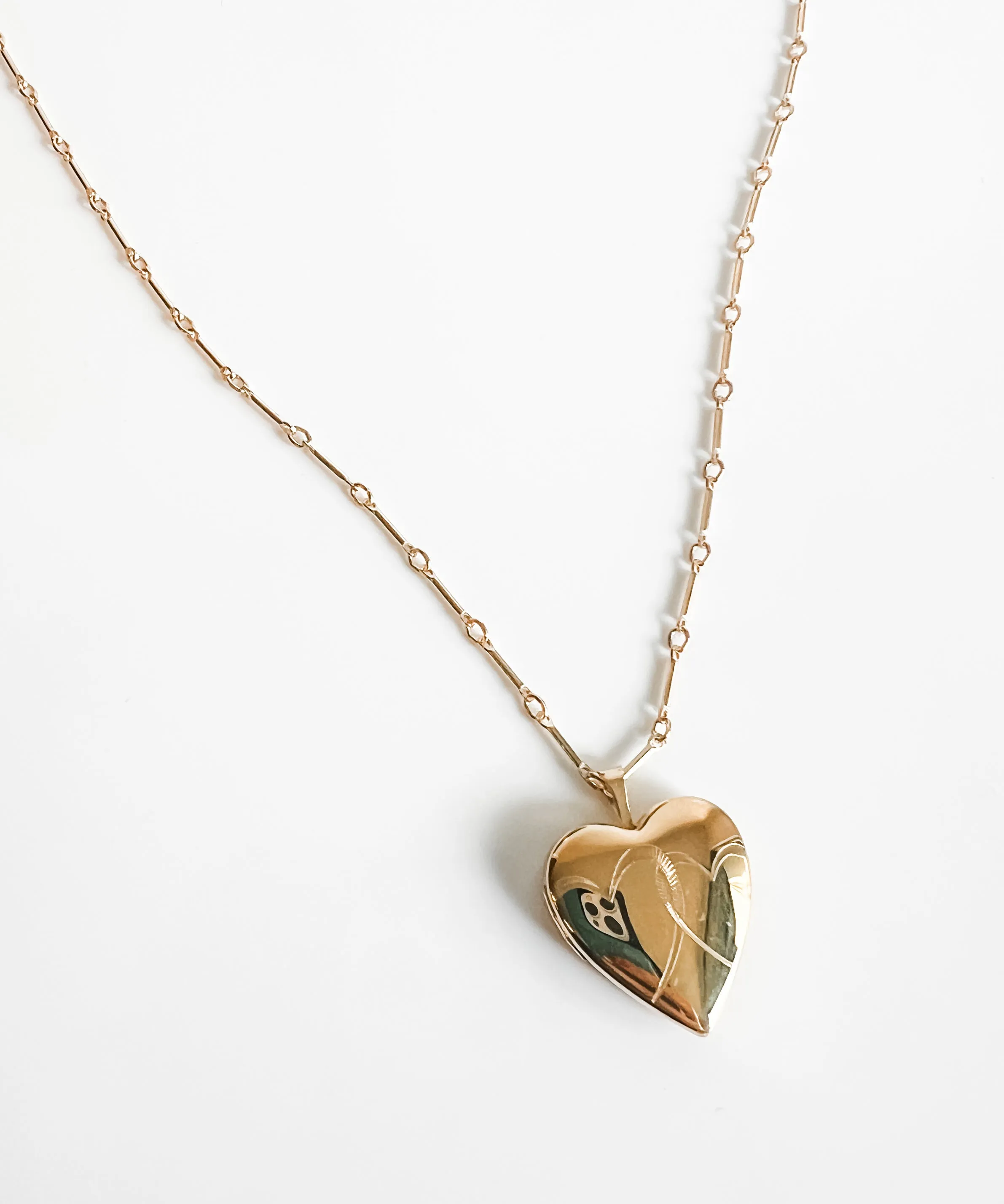 HEART LOCKET