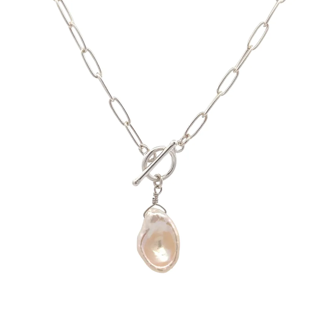 Hera Pearl Necklace