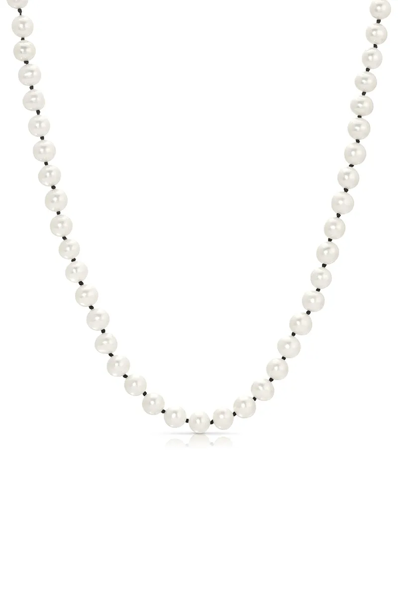 Ian Pearl Necklace
