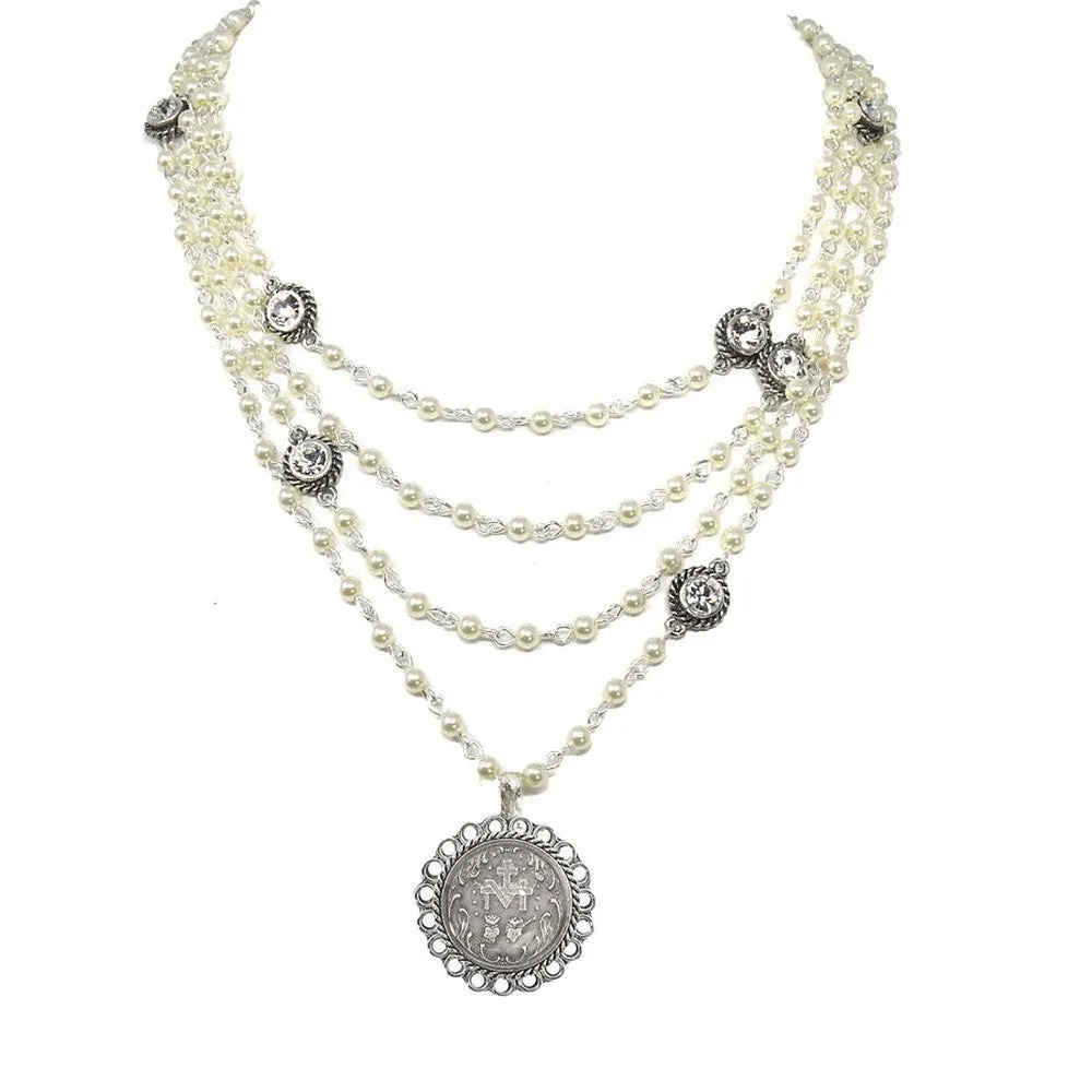Immaculate Magdalena Pearl Necklace