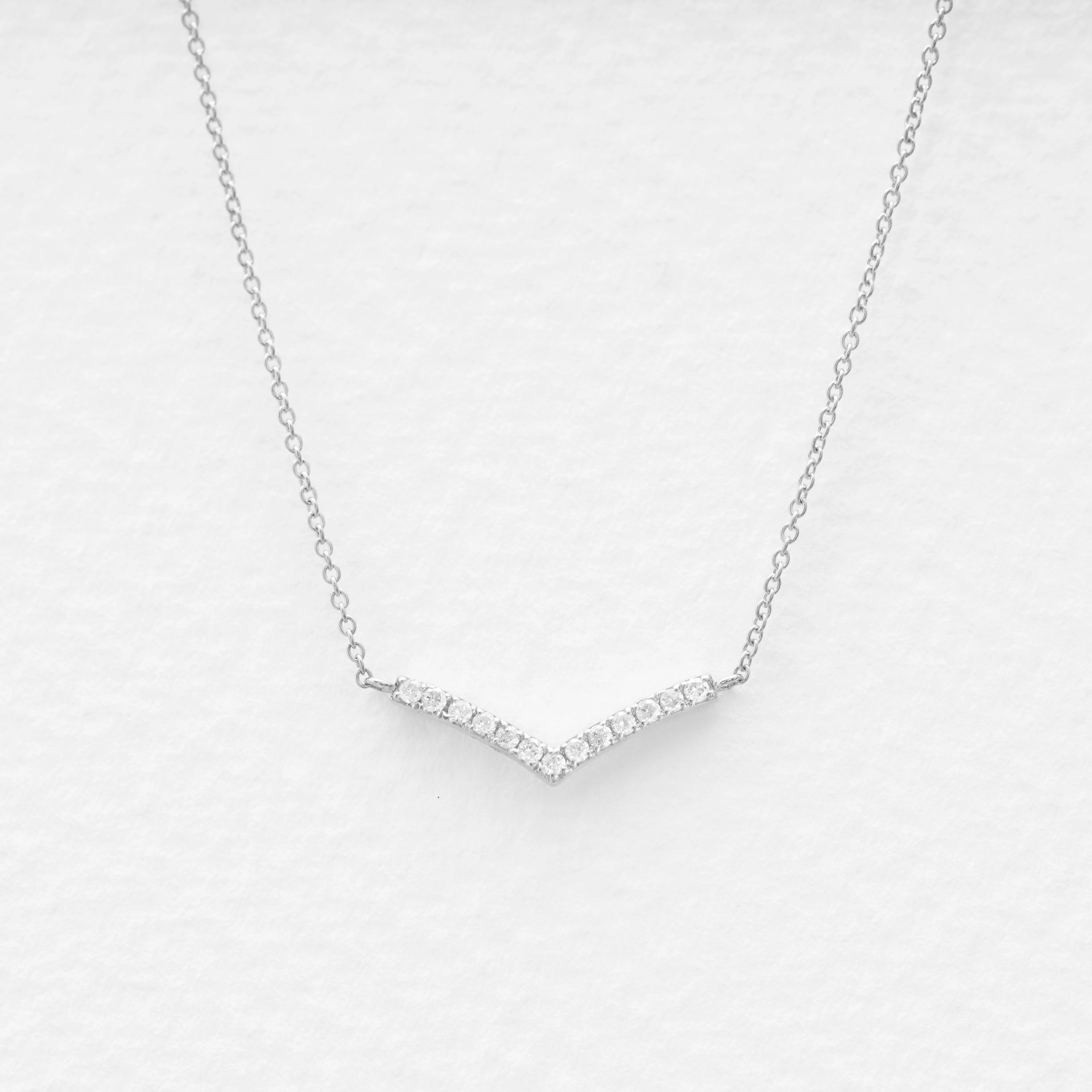 In The Moment necklace