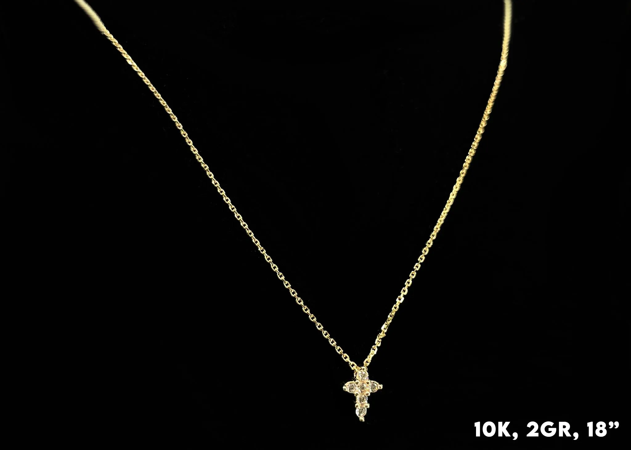 Light weight necklaces