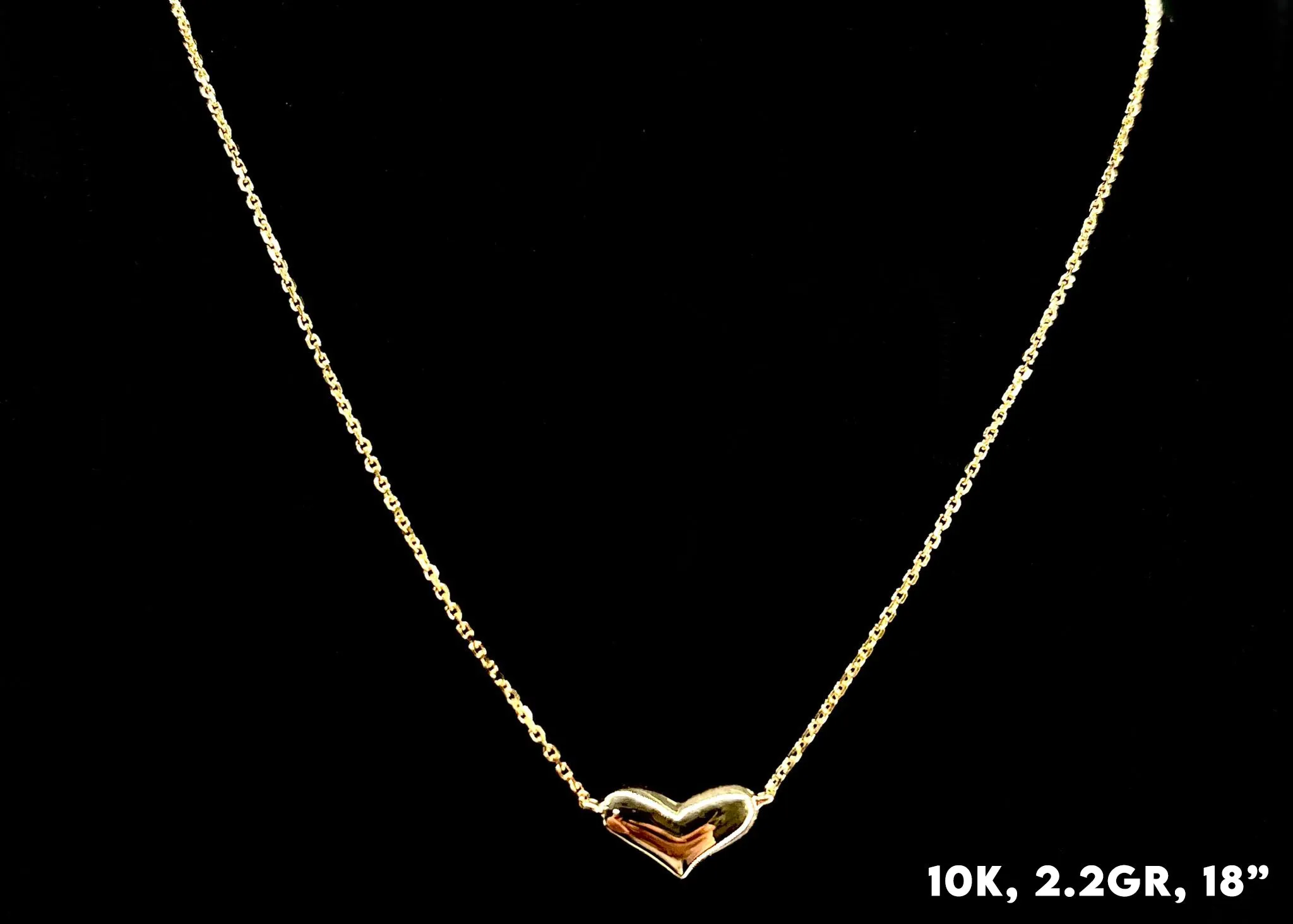 Light weight necklaces