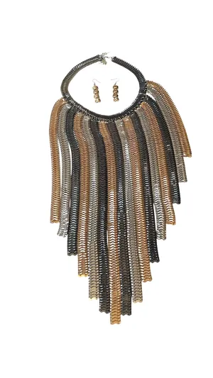 Linked Metal Statement Chunky Necklace: Black-Multi