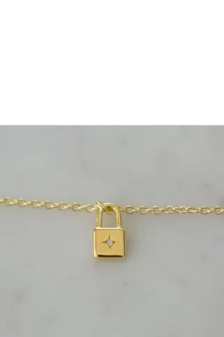 Little Lock Necklace Gold