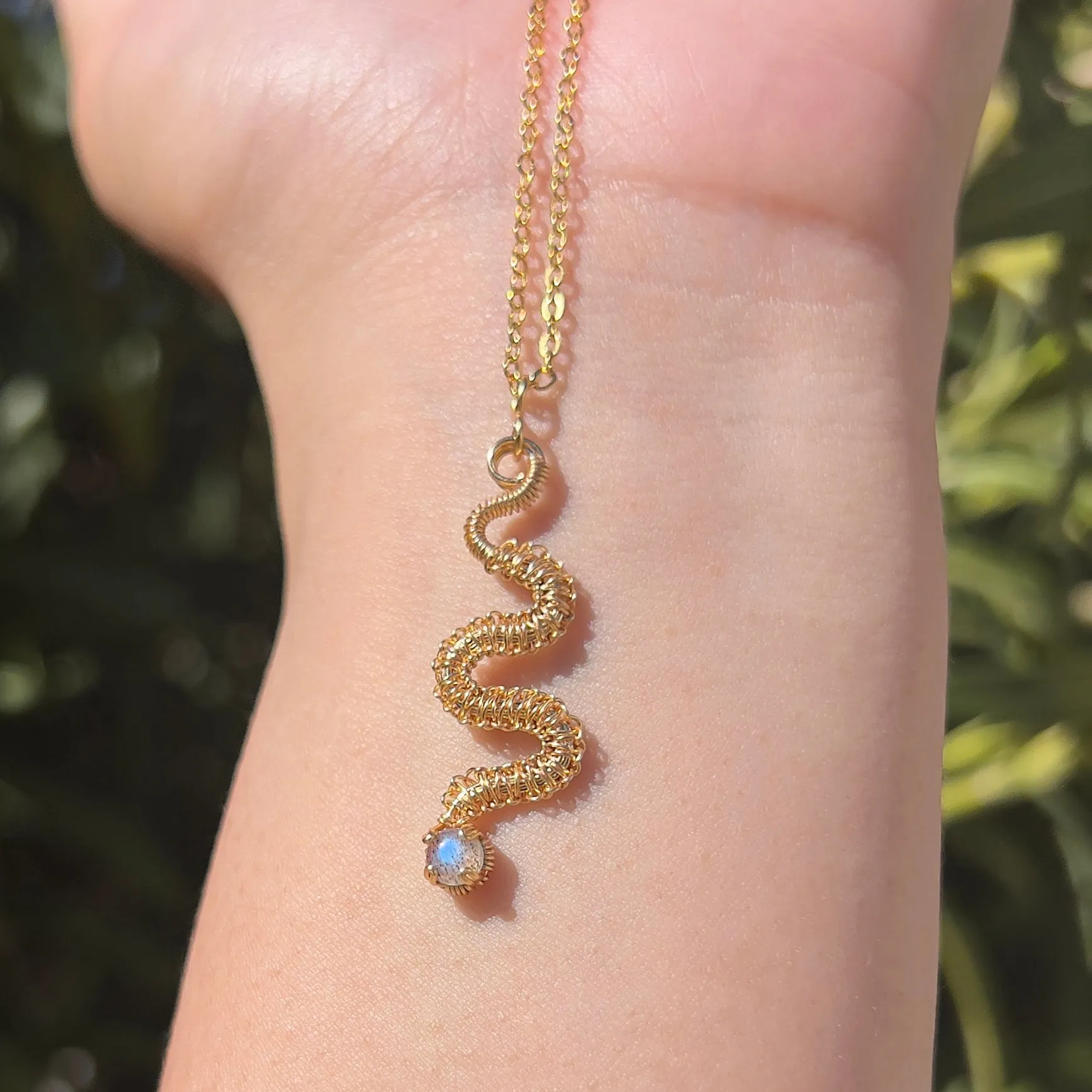 Mini Vipera Pendant 𓆙