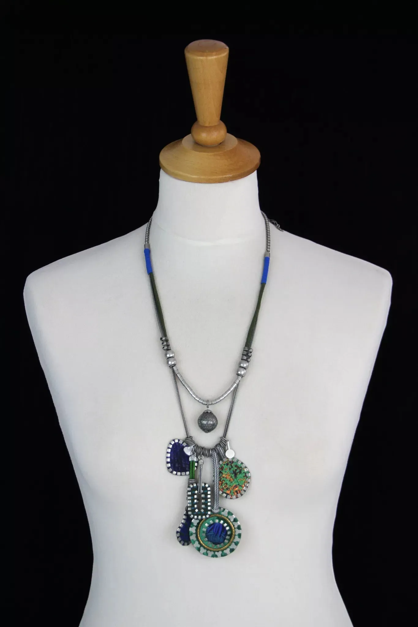 Moss Rock, Samantha Necklace