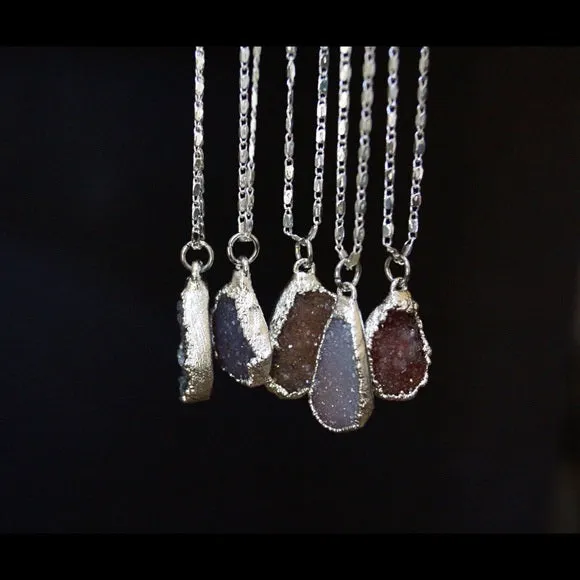 NATURAL DRUZY SILVER NECKLACE
