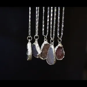 NATURAL DRUZY SILVER NECKLACE