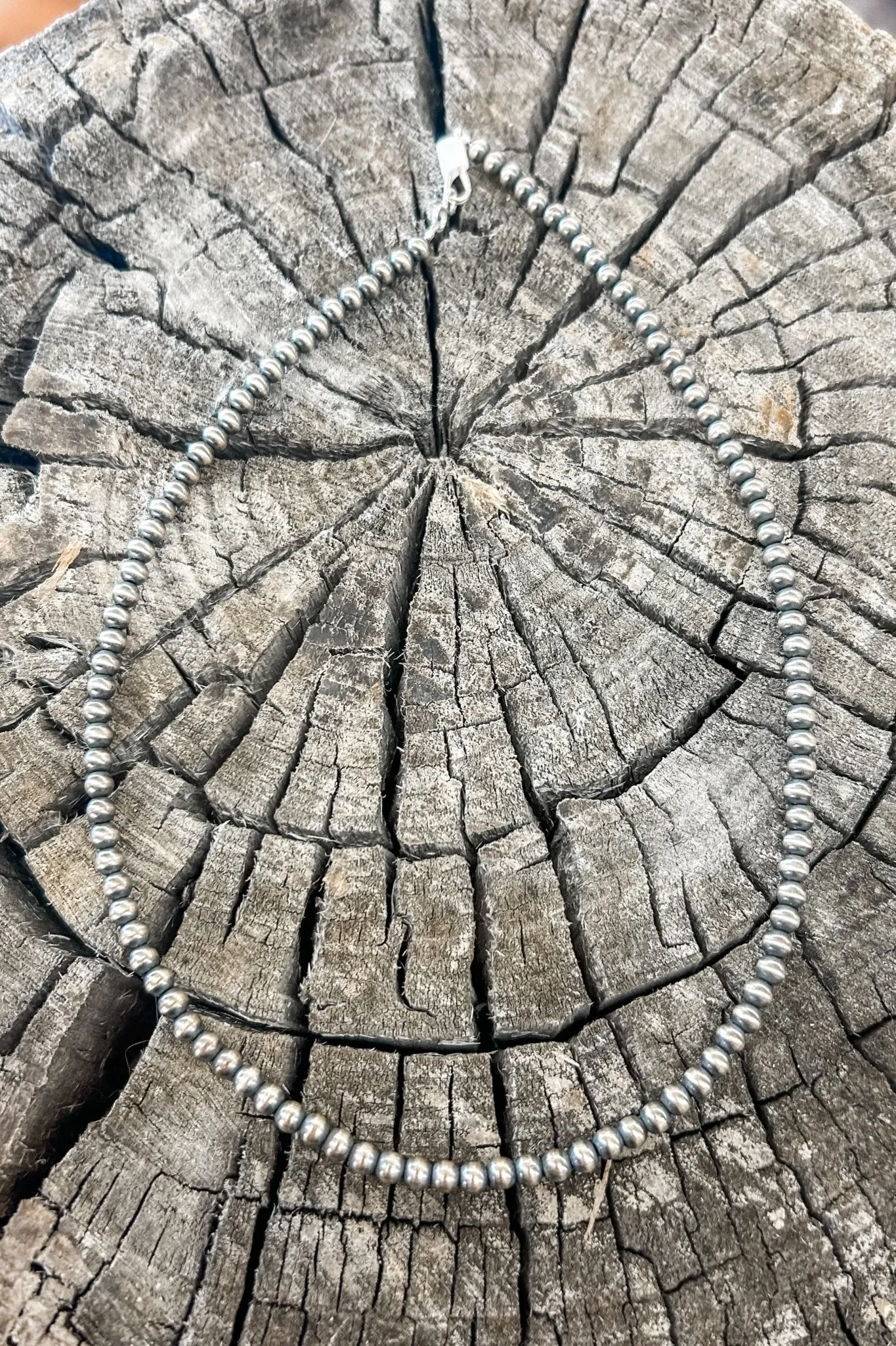 Navajo Pearls  16" 4 mm
