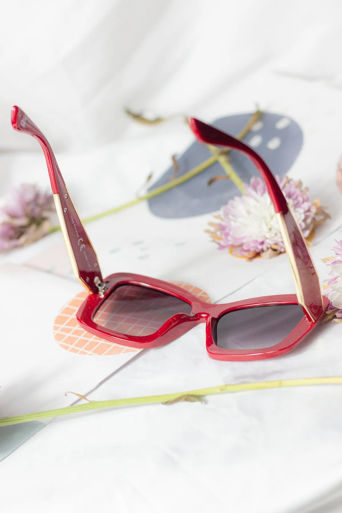 Oversized Chunky Cat Eye Angular Sunglasses