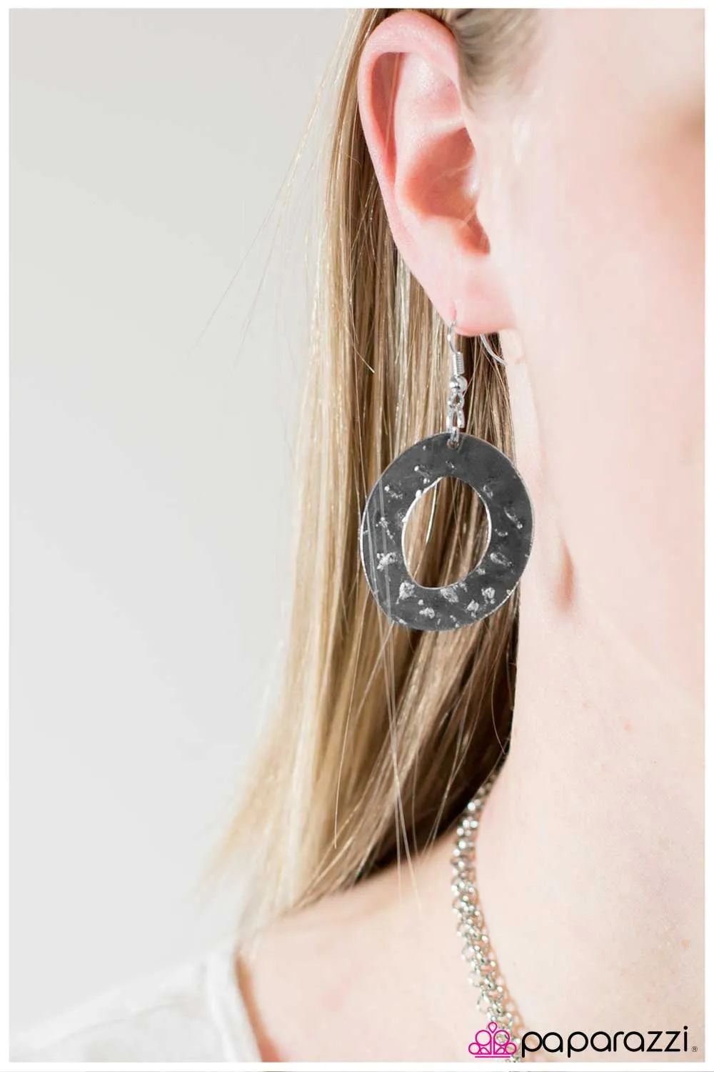 Paparazzi - Wonderfully Wicked  Silver Necklace