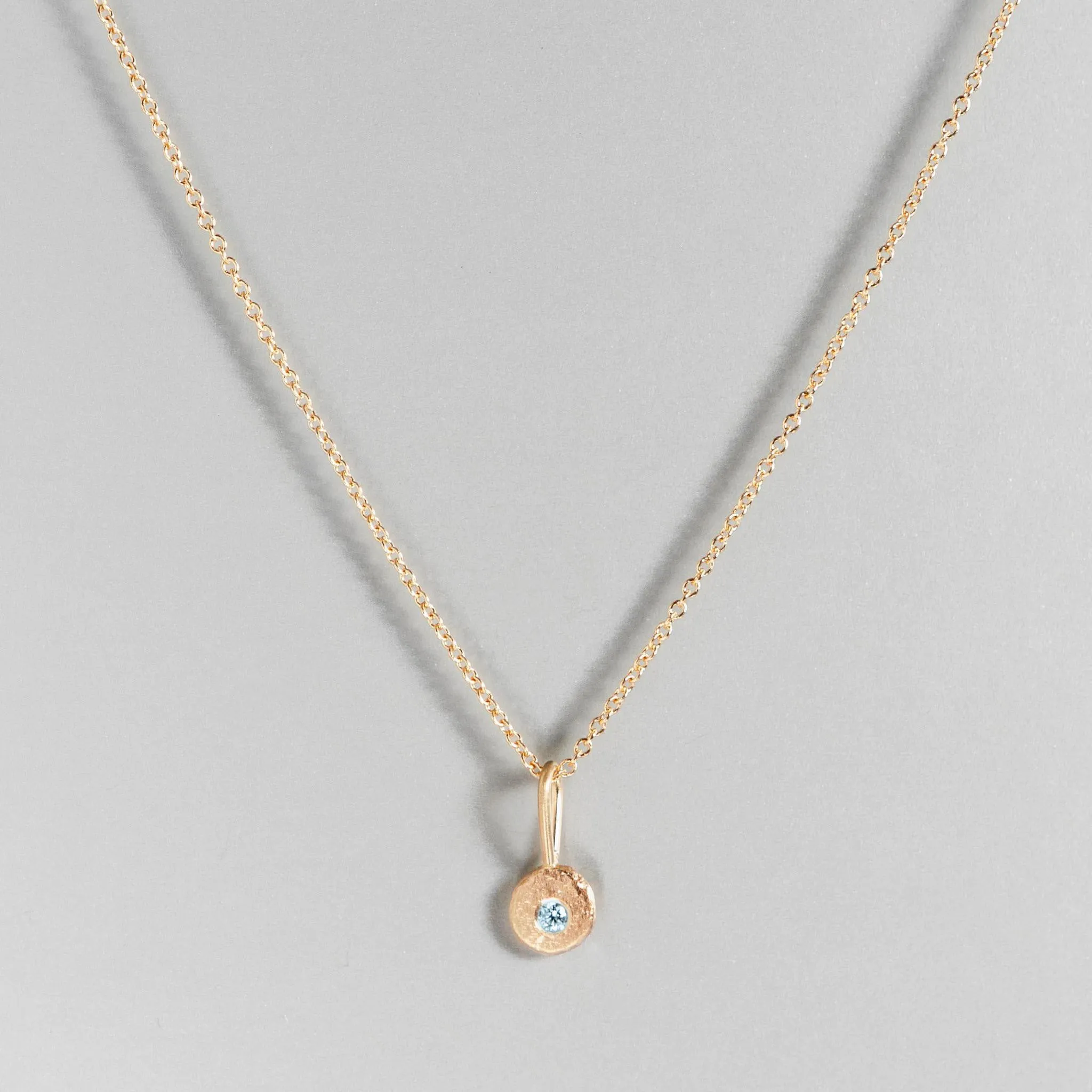 Pebble Charm in 14k Yellow Gold