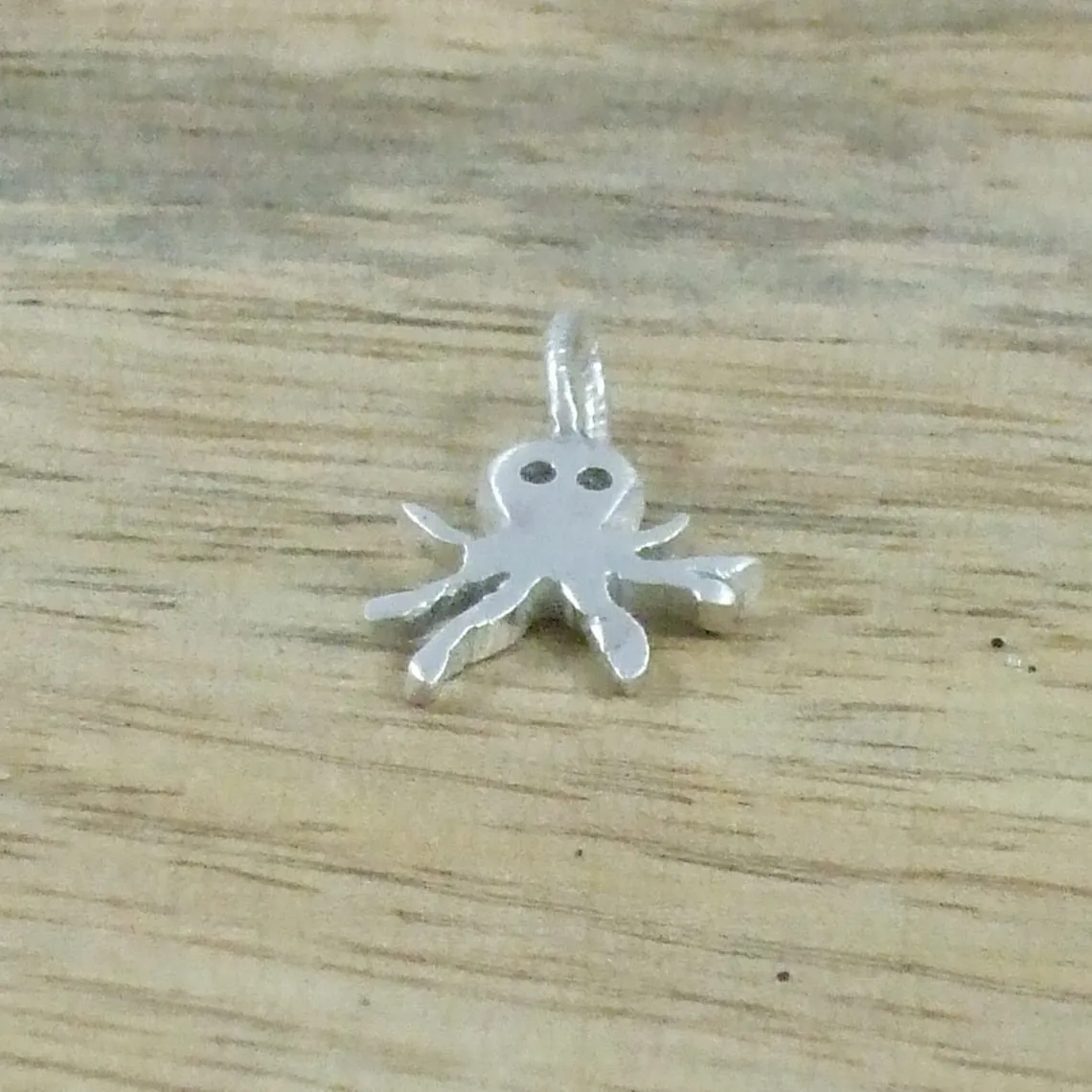 Pequeño Octopus Pendant