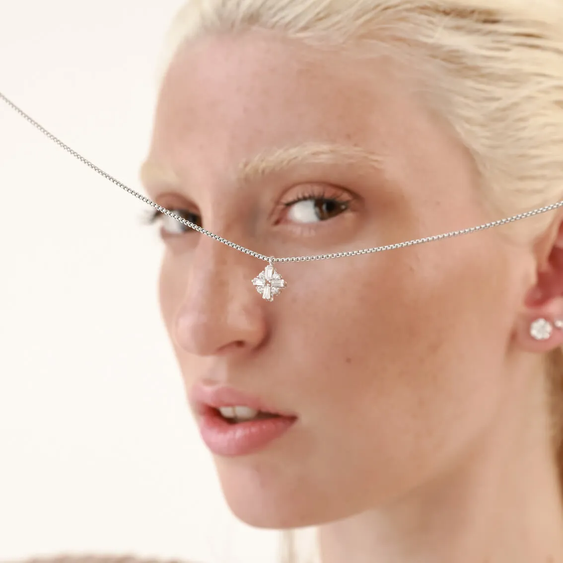 RHOMBUS ZIRCONIA NECKLACE