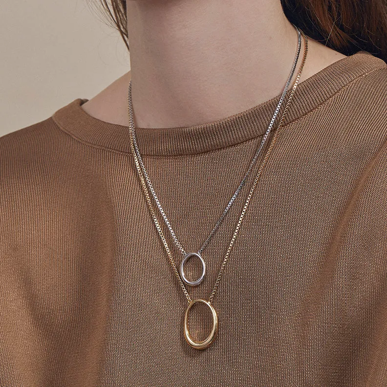 Roe Necklace in Rhodium