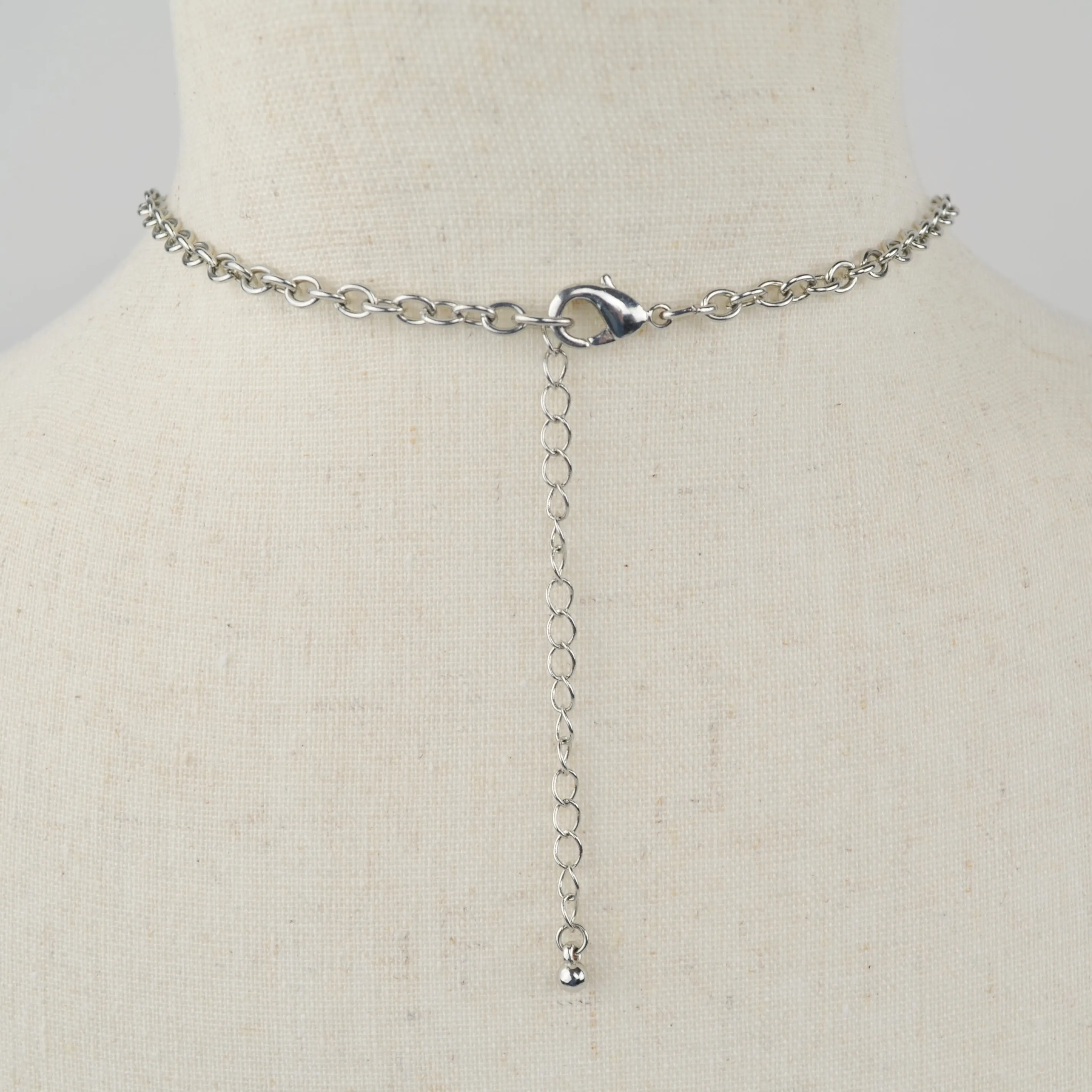 Silver Tone Bib Necklace Statement Link Chain Hammered Discs Graduated