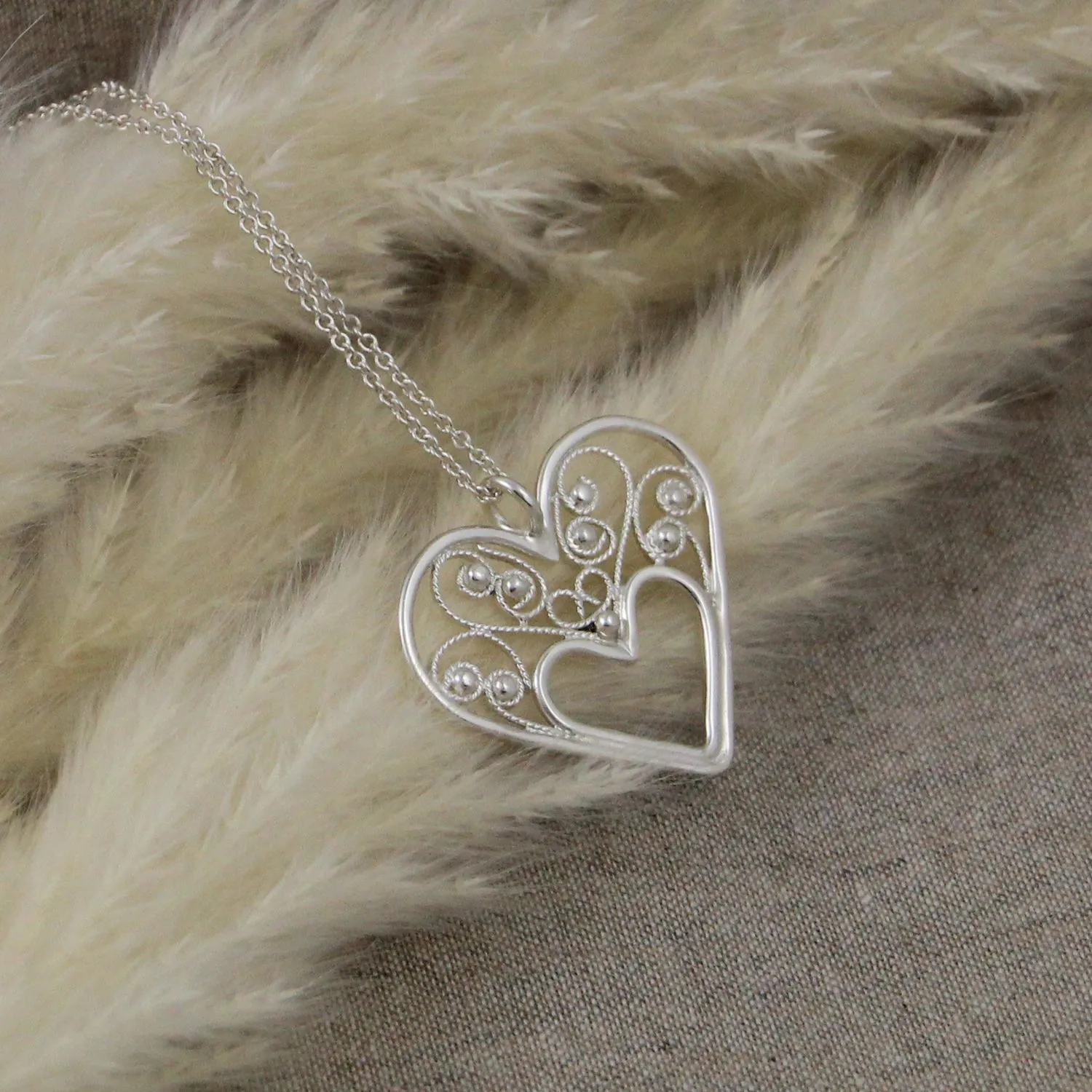 Sjavn Necklace