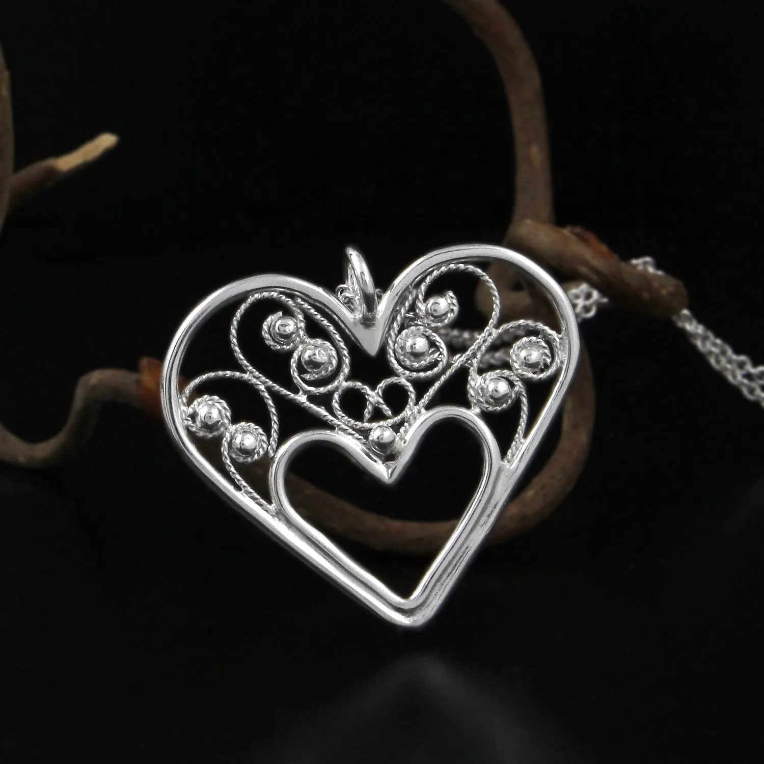 Sjavn Necklace