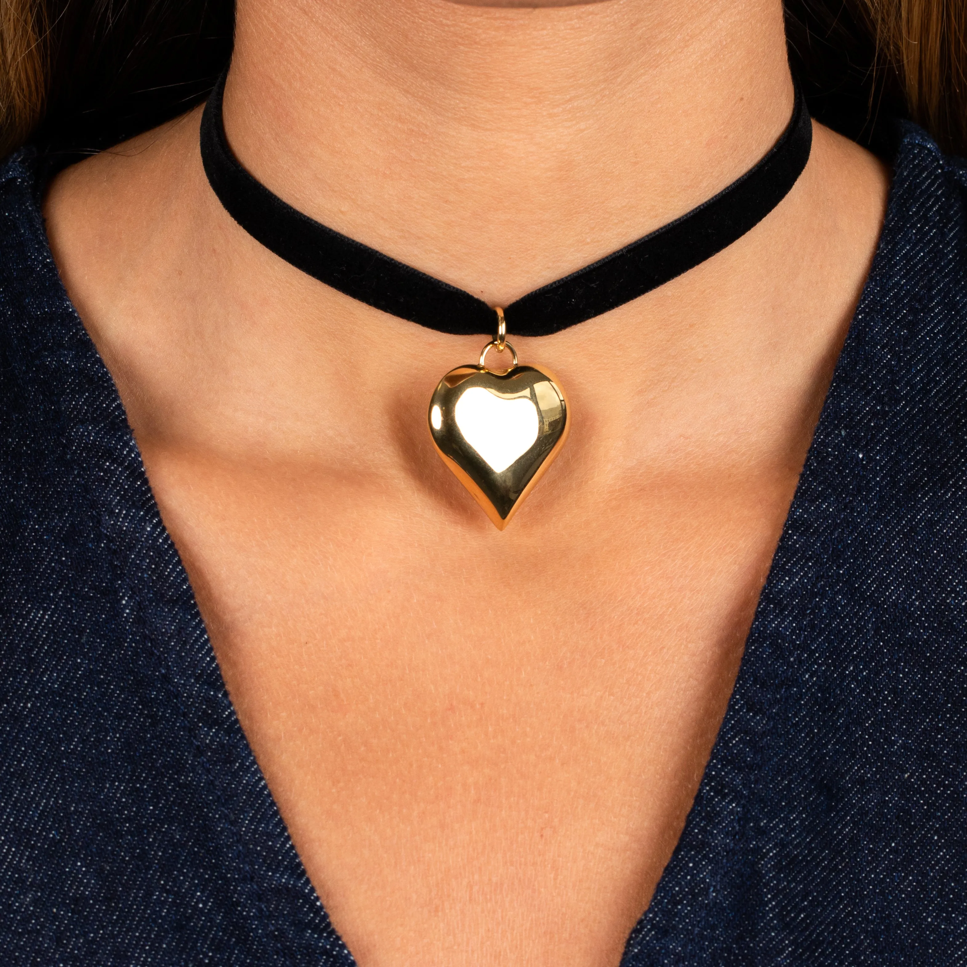 Small Puffy Heart Necklace Black Velvet Choker