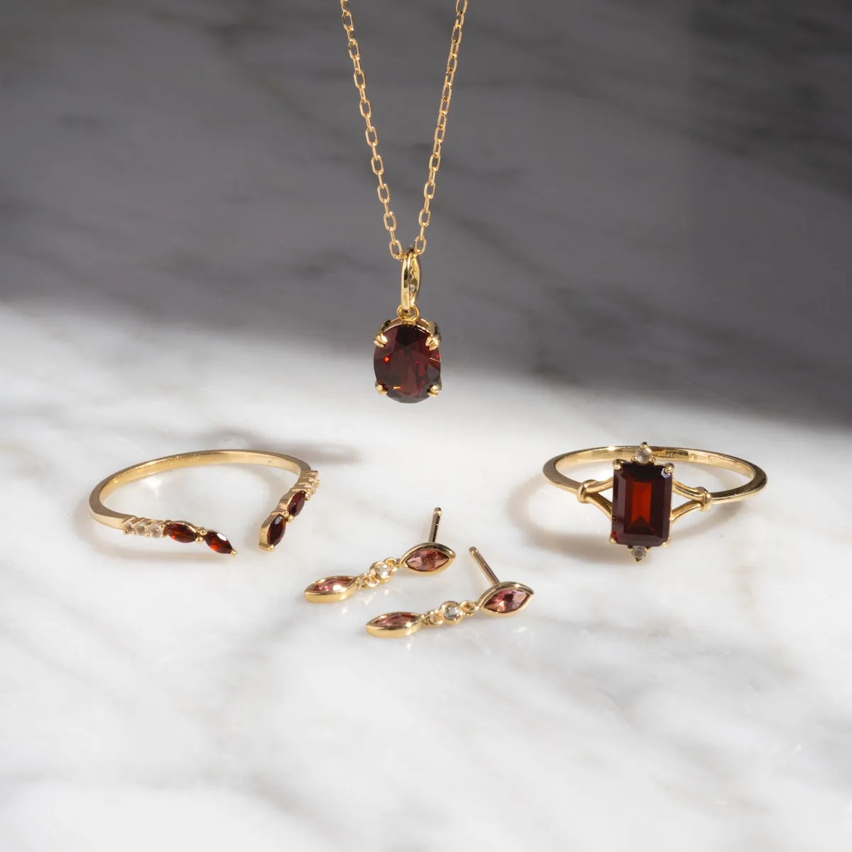 Solid Gold 2025 January Capsule Classic Garnet Pendant Necklace