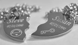 SOLID STAINLESS STEEL LOCK AND KEY SPLIT HEART NECKLACES LOVE FREE ENGRAVING