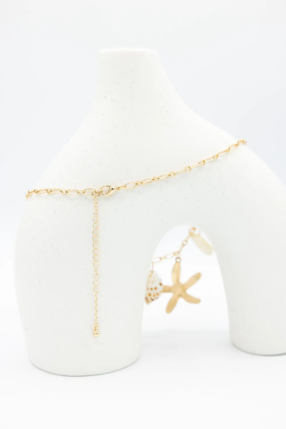 Starfish Necklace in Gold | ENA737GDCRM