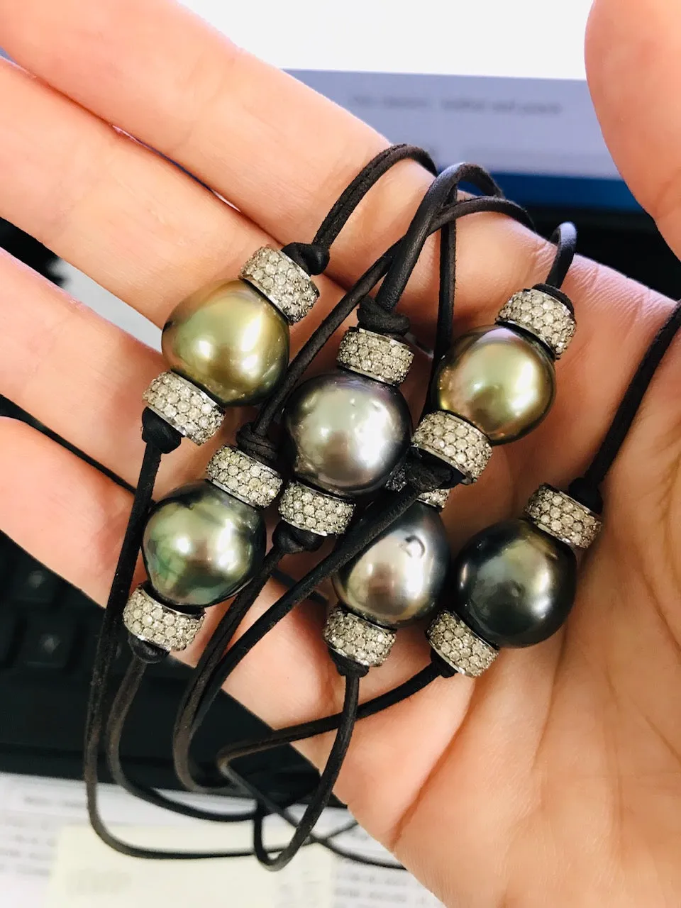 Tahitian pearl w/ Silver pave diamond Rondels