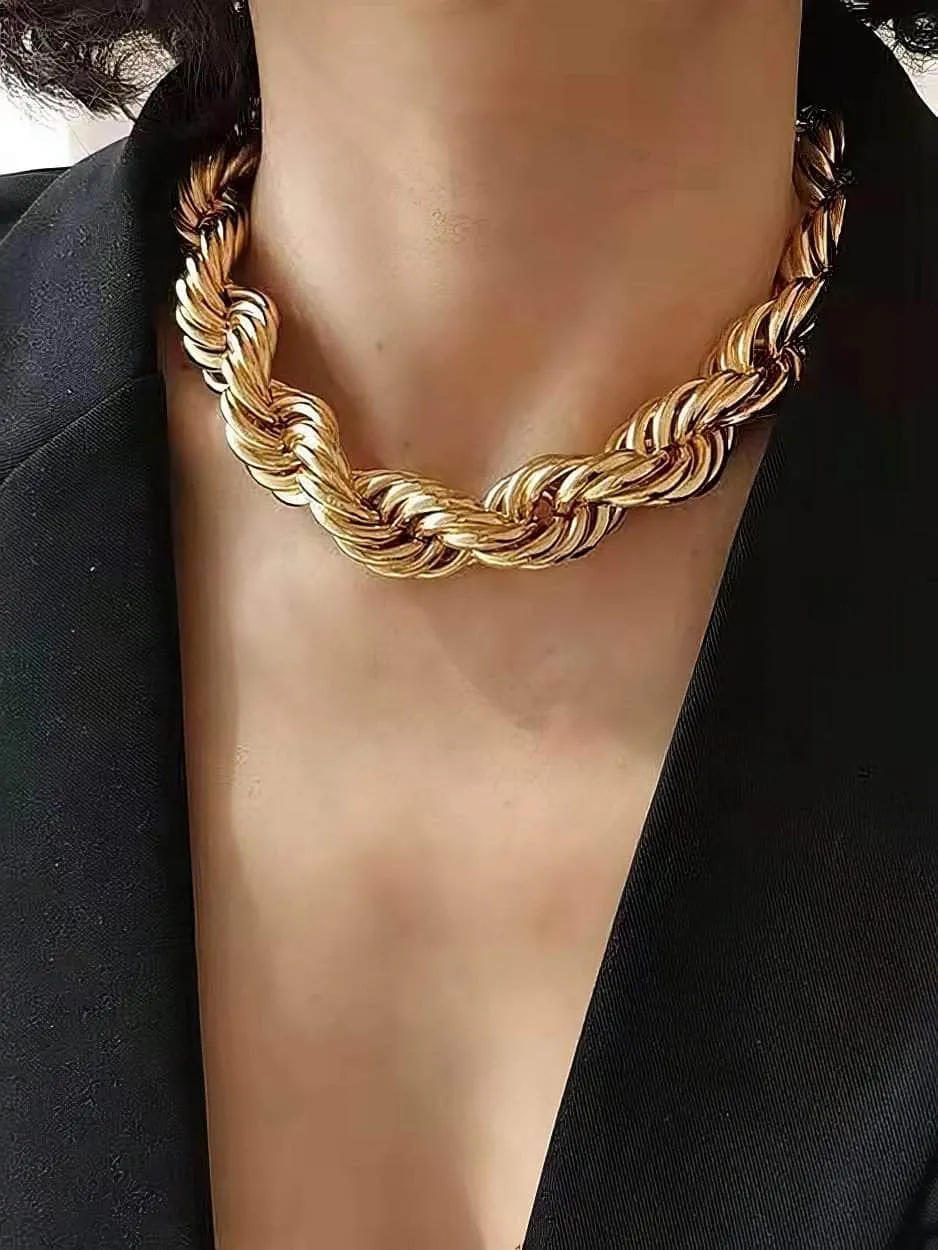 Thick Twisted Chunky Heart Pendant Gold Necklace