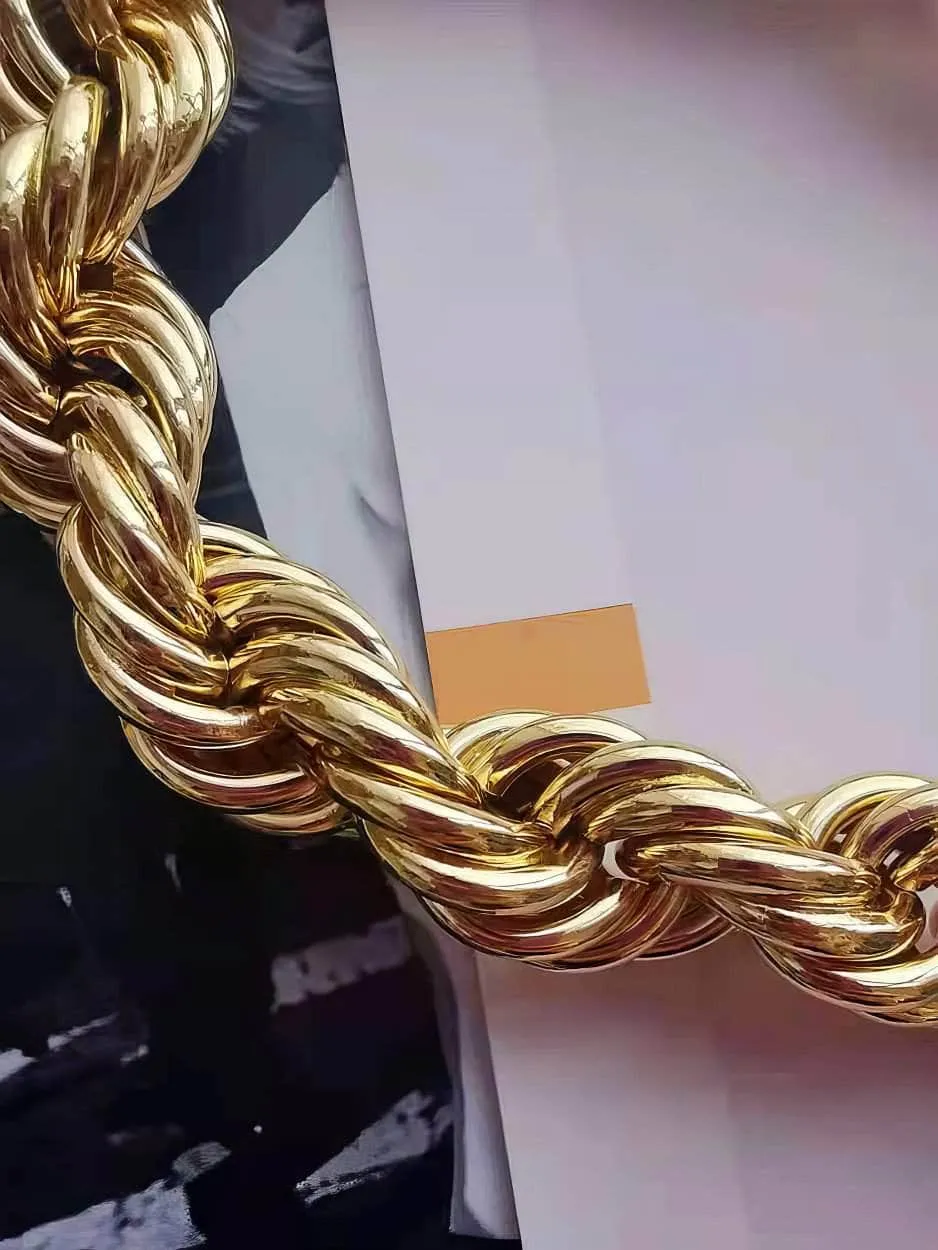 Thick Twisted Chunky Heart Pendant Gold Necklace